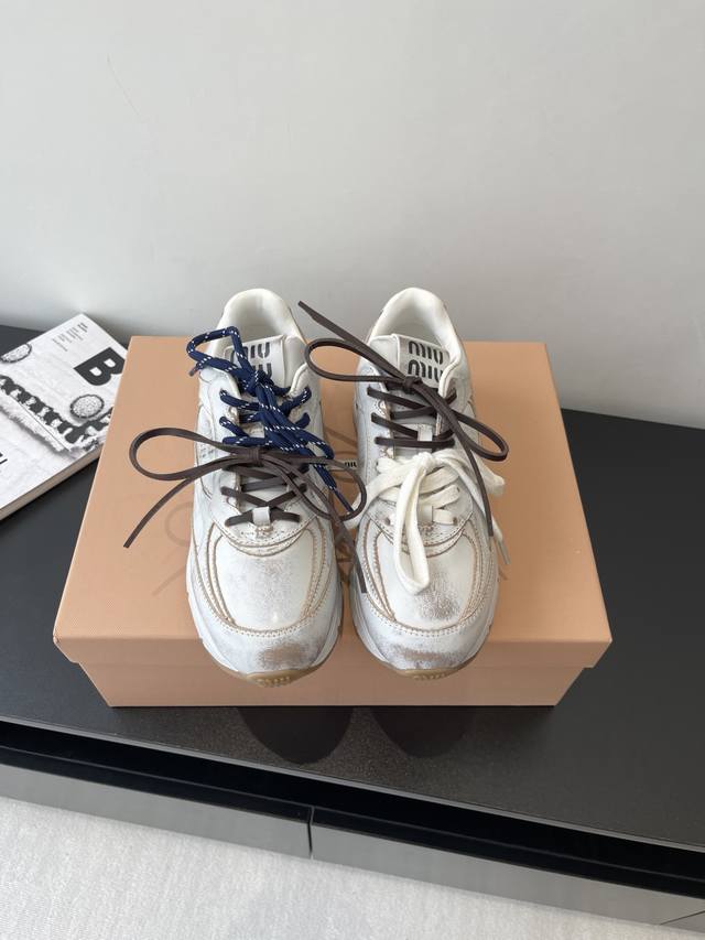 miumiu Miu Miu 25Ss New Arrival 2025 Catwalk New Retro Distressed Forrest Gan
