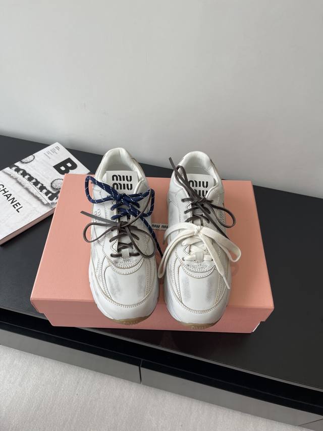 miu Miu's Latest Retro Daddy Shoes Sneakers Are Popular For Their Good Looks.
