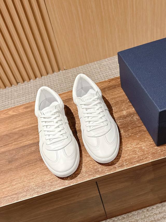 Dior Couple Casual Dexterity Shoes In 2004, B01 Debuted And Was Called The Most