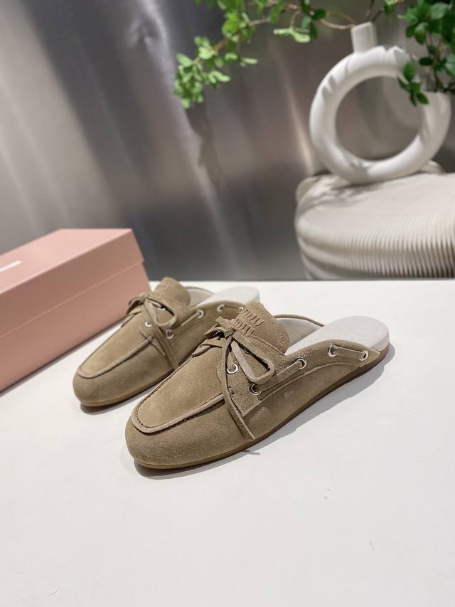 Factory Miu Miu 2025 Laced Eyelet Flat-Soled Loafers New Model For The Catwalk.