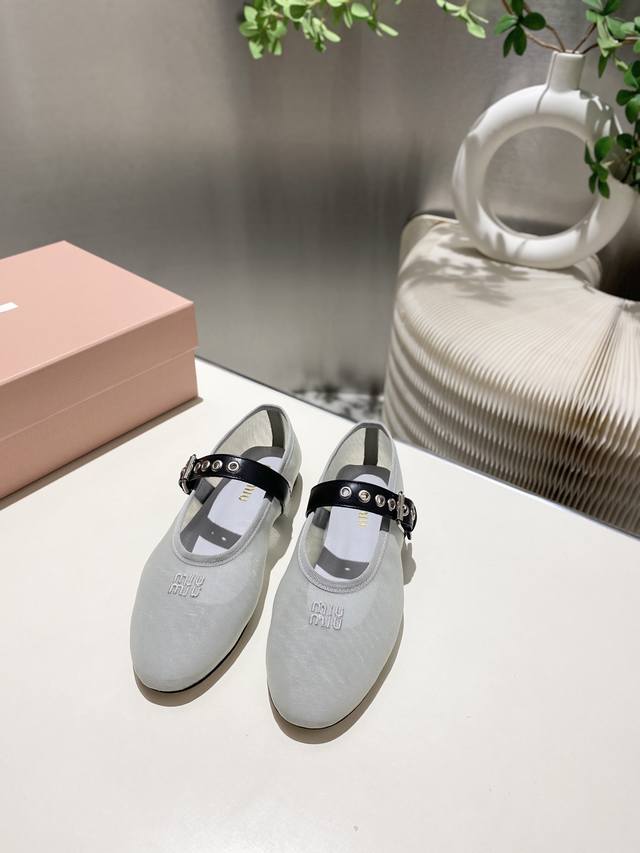Factory Price P Top Quality Miu Miu 2025 Spring And Summer Mary Jane Hollow Flat
