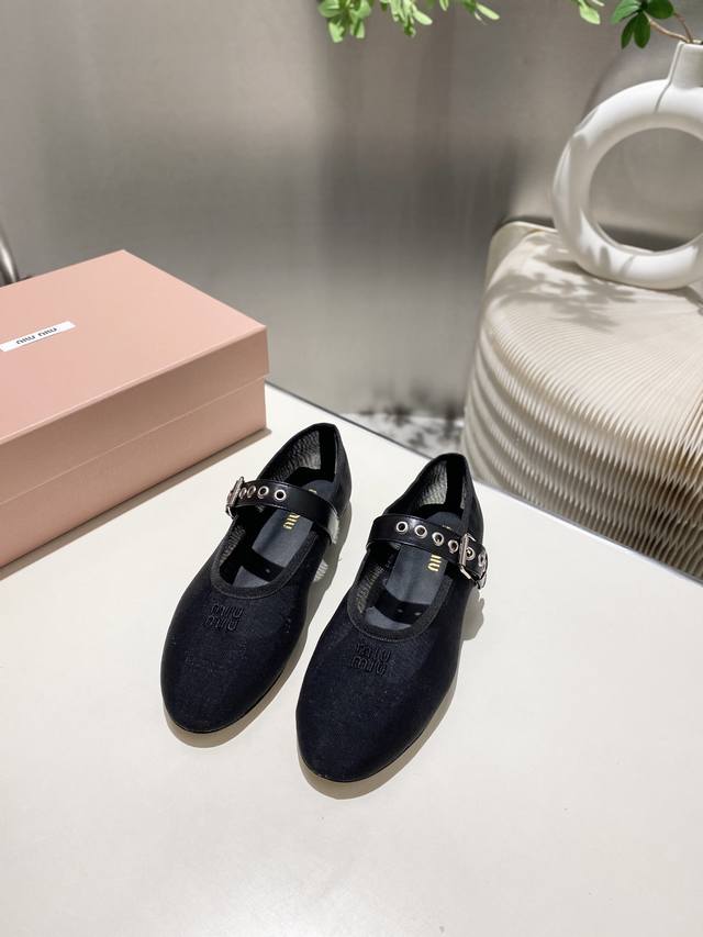 Factory Price P Top Quality Miu Miu 2025 Spring And Summer Mary Jane Hollow Flat
