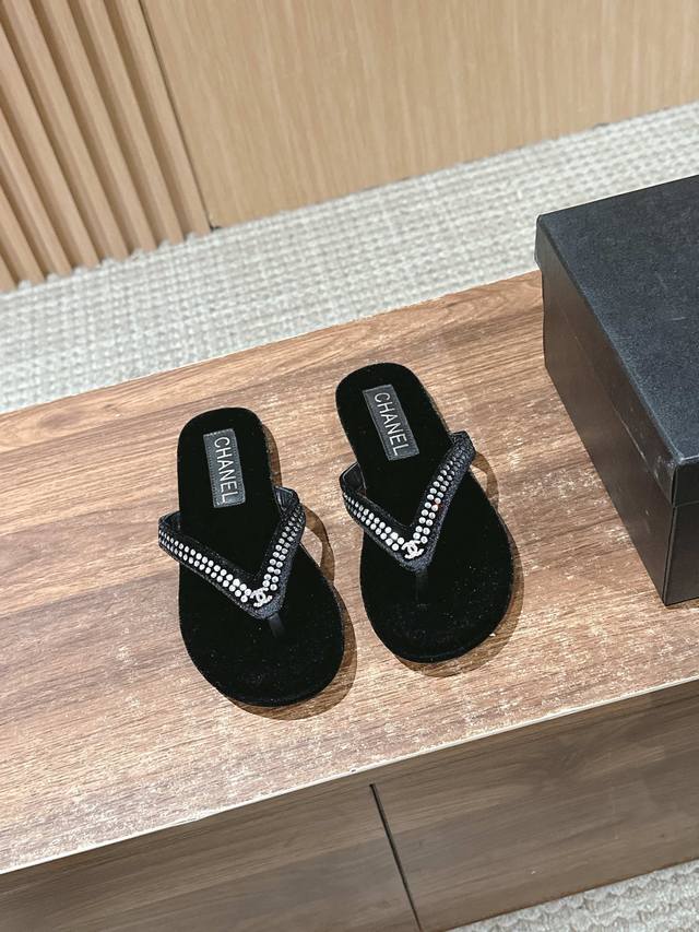 Chanel Pearl Flip-Flops Original Version, Buy It As Soon As Possible, Customize