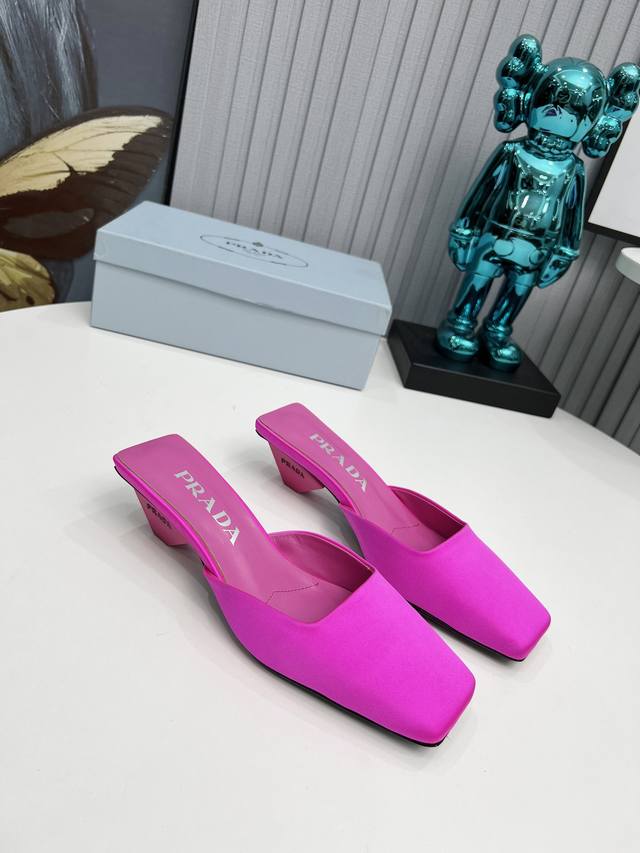 Factory Sss Heavily Launches Prada's Latest Long And Short Boots, Sandals, Singl
