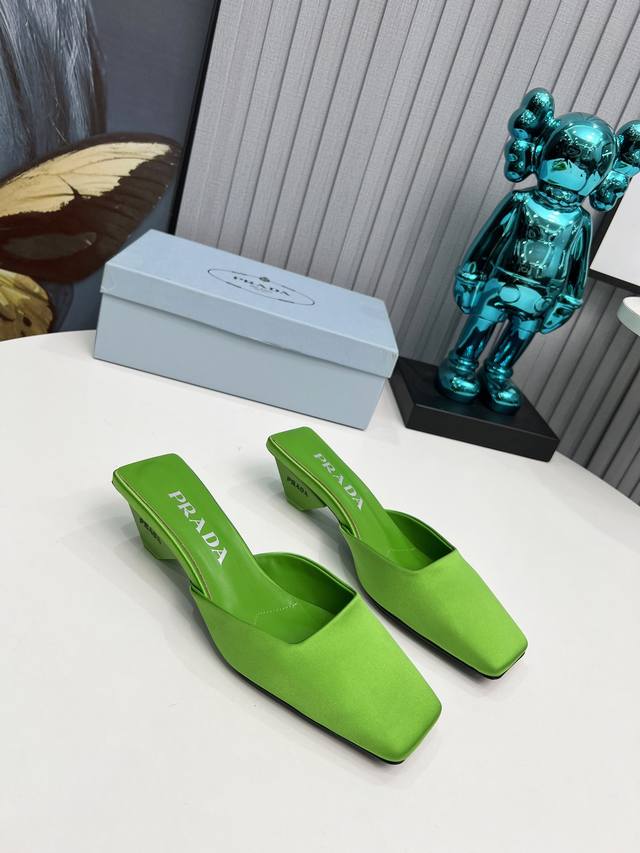 Factory Sss Heavily Launches Prada's Latest Long And Short Boots, Sandals, Singl
