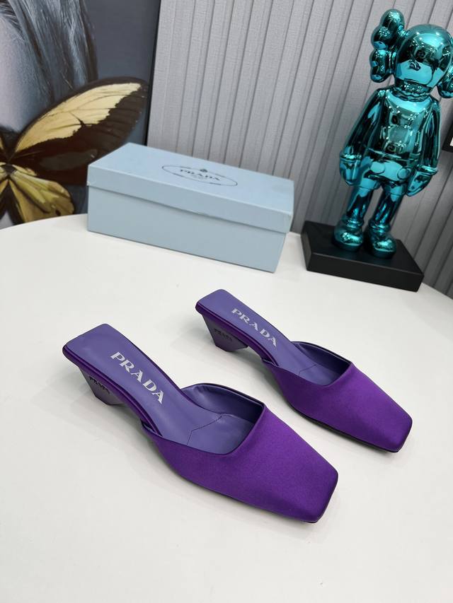 Factory Sss Heavily Launches Prada's Latest Long And Short Boots, Sandals, Singl