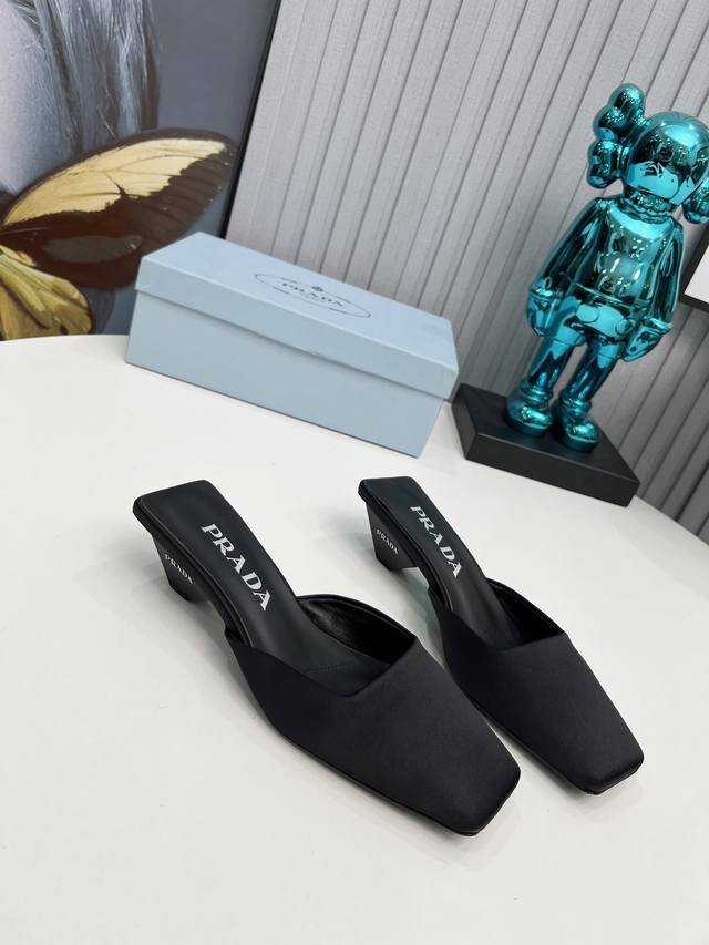 Factory Sss Heavily Launches Prada's Latest Long And Short Boots, Sandals, Singl