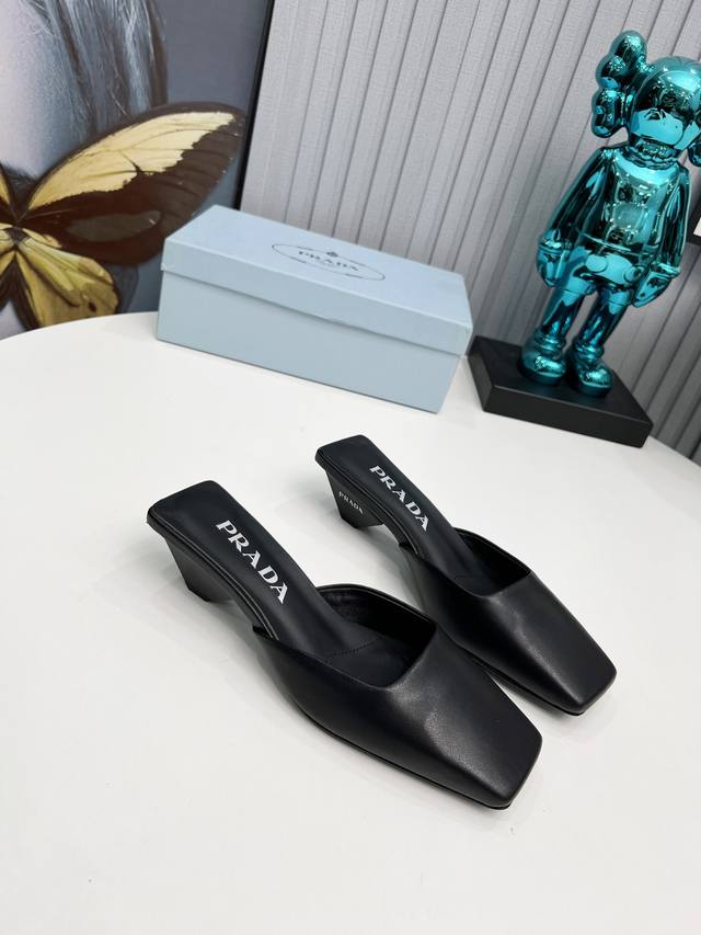 Factory Sss Heavily Launches Prada's Latest Long And Short Boots, Sandals, Singl