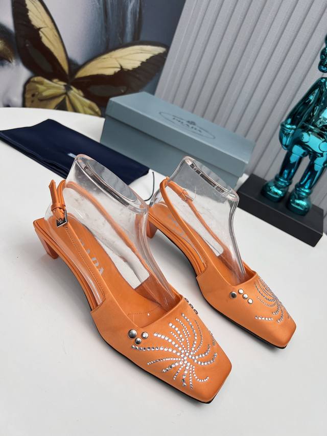 Factory Sss Heavily Launches Prada's Latest Long And Short Boots, Sandals, Singl