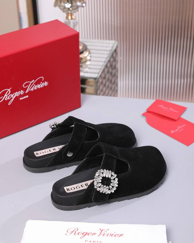 2025Slidy Viv' Series Combines Comfortable Design And Ladylike Style To Show
