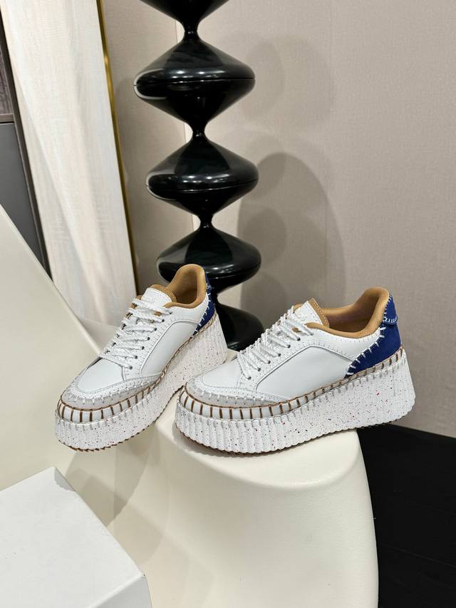 2025, Chloe Counters Simultaneously Launched New Sandals, Spring And Summer M