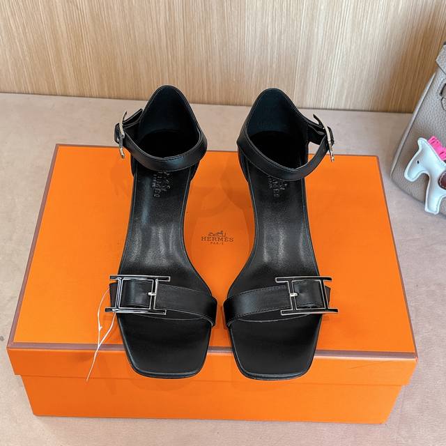 4.5Cm Photo Set Factory Price P Hermes Judy 105 High-Heeled Sandals Are Fashi