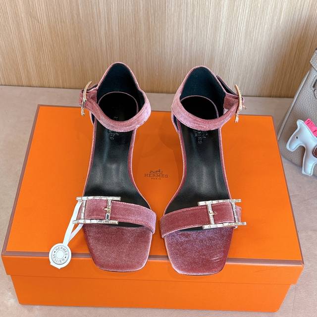 4.5Cm Picture Factory Price P Hermes Judy 105 High-Heeled Sandals Are Fashion