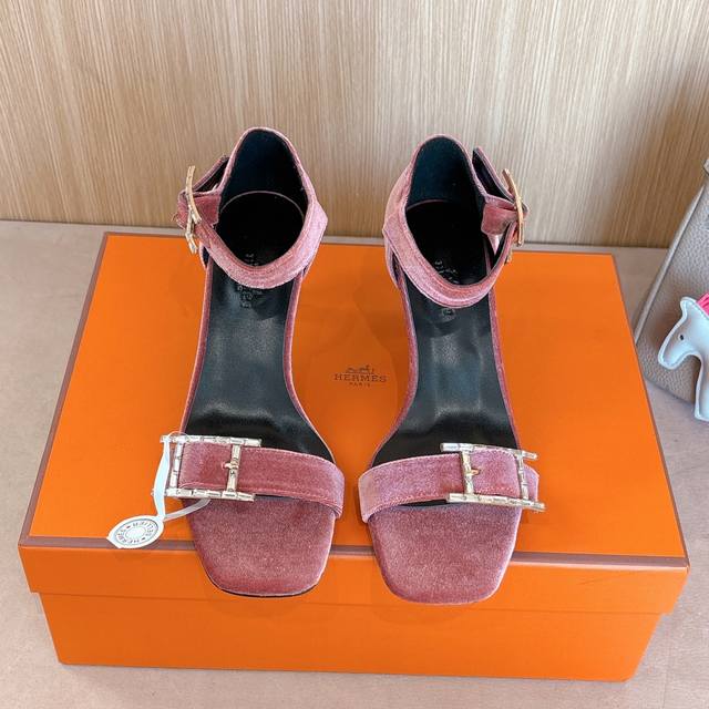 7Cm Picture Set Factory Price P Hermes Judy 105 High-Heeled Sandals Are Fashi