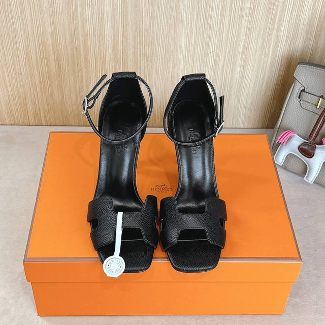 10.5Cm Group Picture Empty Factory Price P Hermes Joy 105 High-Heeled Sandals