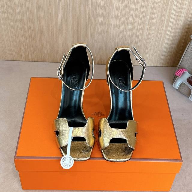 10.5Cm Group Picture Empty Factory Price P Hermes Joy 105 High-Heeled Sandals