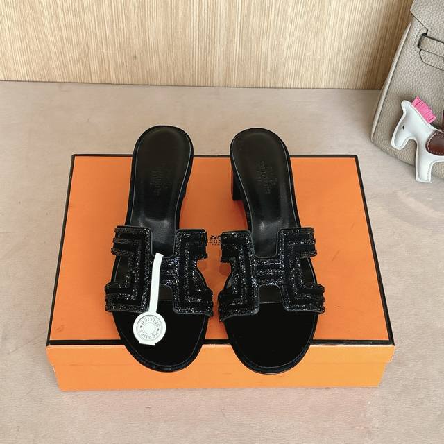 Can Be Equipped With Airplane Box 50 Factory Price P Hermes Hermes H Slippers Oa