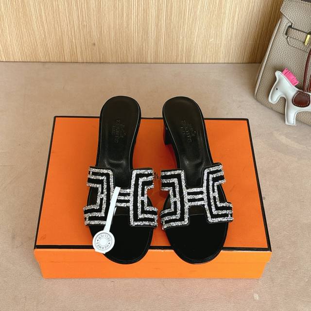 Can Be Equipped With Airplane Box 50 Factory Price P Hermes Hermes H Slippers Oa