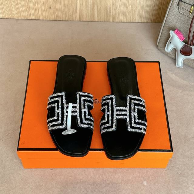 Can Be Equipped With Airplane Box 50 Factory Price P Hermes Hermes H Slippers Or