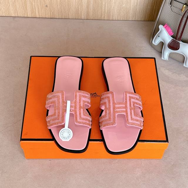 Can Be Equipped With Airplane Box 50 Factory Price P Hermes Hermes H Slippers Or