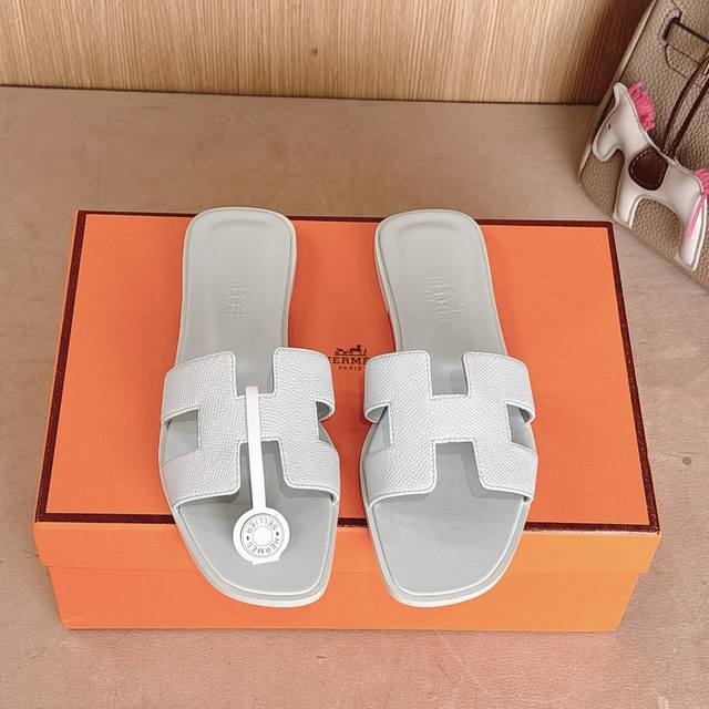 Can Be Equipped With Airplane Box 50 Factory Price P Hermes Hermes H Slippers Or