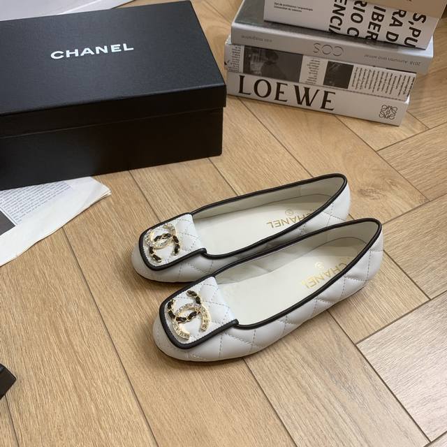 chane* Chanel Classic Big Double C Ballet Shoes Let's Be Good And Sweet Girls