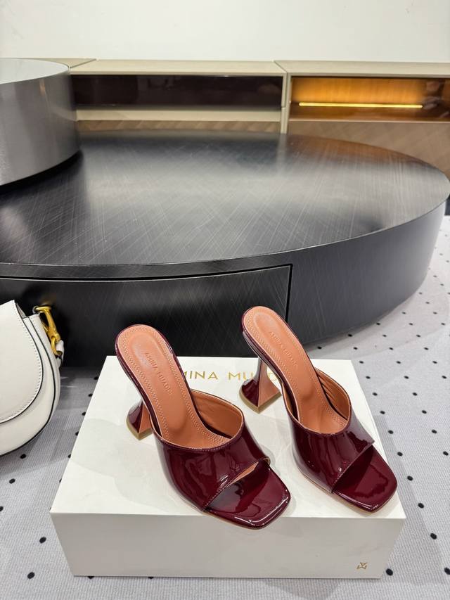 New Product Imported Patent Leather Sheepskin Lining Cowhide Outsole Original In