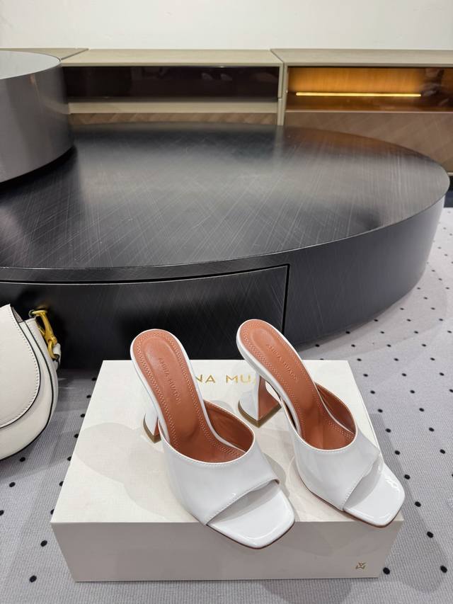 New Product Imported Patent Leather Sheepskin Lining Cowhide Outsole Original In