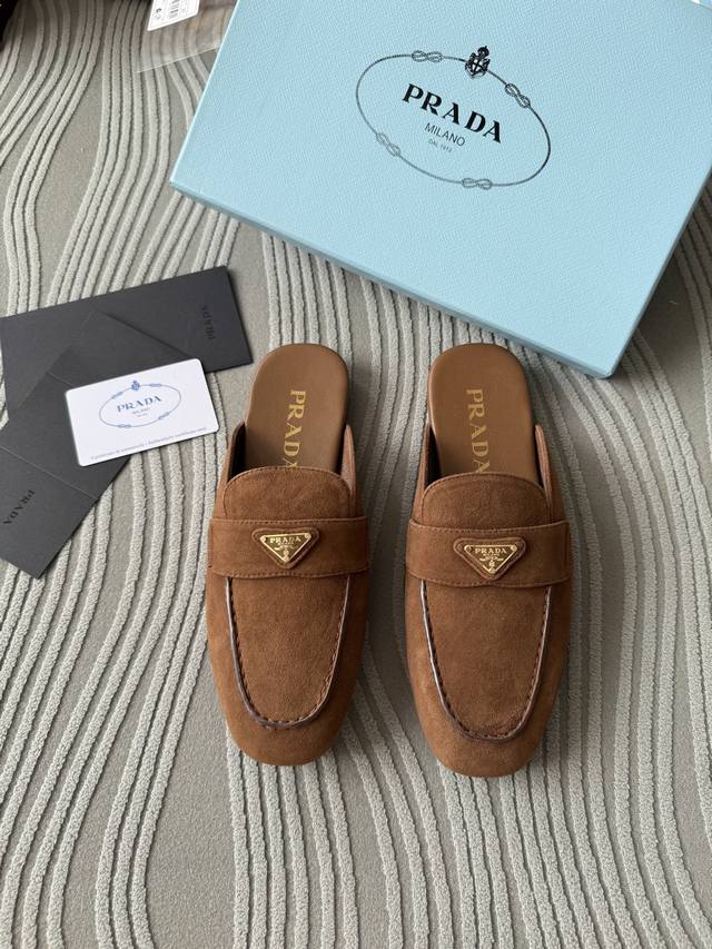 Purchasing Level Prada 25Ss Prada Catwalk Triangle Logo Half Slippers Hot Style