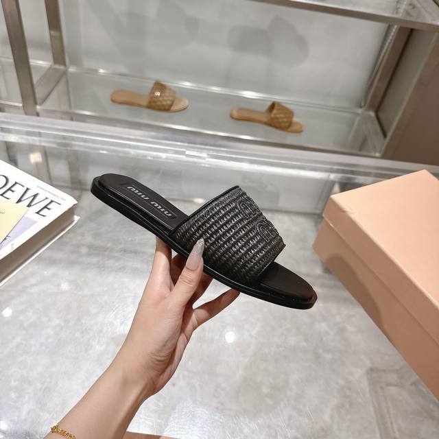miumiu2025Ss New Spring And Summer High-Heeled Lambskin Sandals And Slippers
