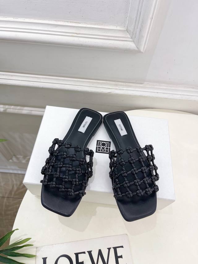 toteme 2025 Spring And Summer New Square Toe Braided Slippers As The Most Pop