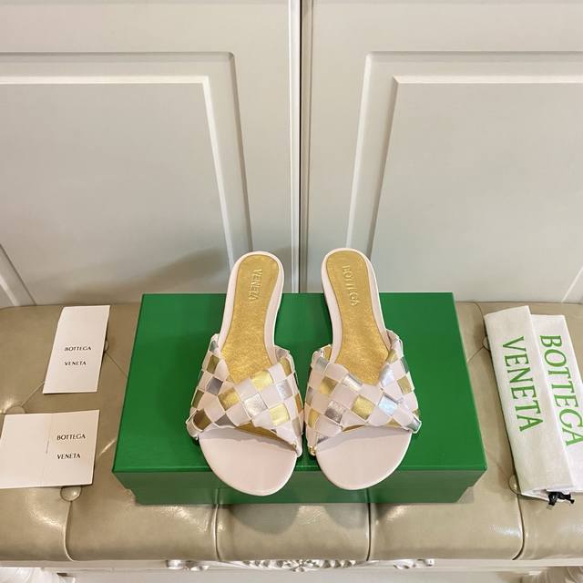 Factory Price P Bv New Slippers Classic Woven Surface Genuine Leather Injection