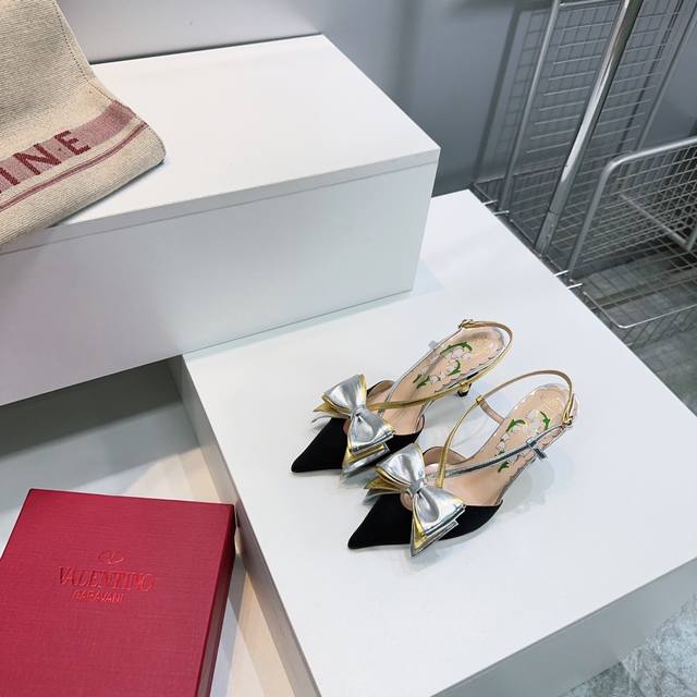 High Quality Factory Delivery, Top Quality Valentino 2025 Spring And Summer Coun