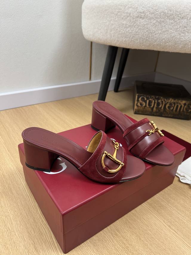 gucci 2025 G's 2025 Spring And Summer New Products Counter Latest Catwalk Hit