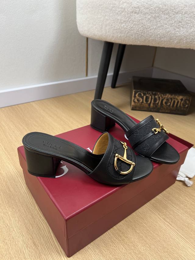 gucci 2025 G's 2025 Spring And Summer New Products Counter Latest Catwalk Hit
