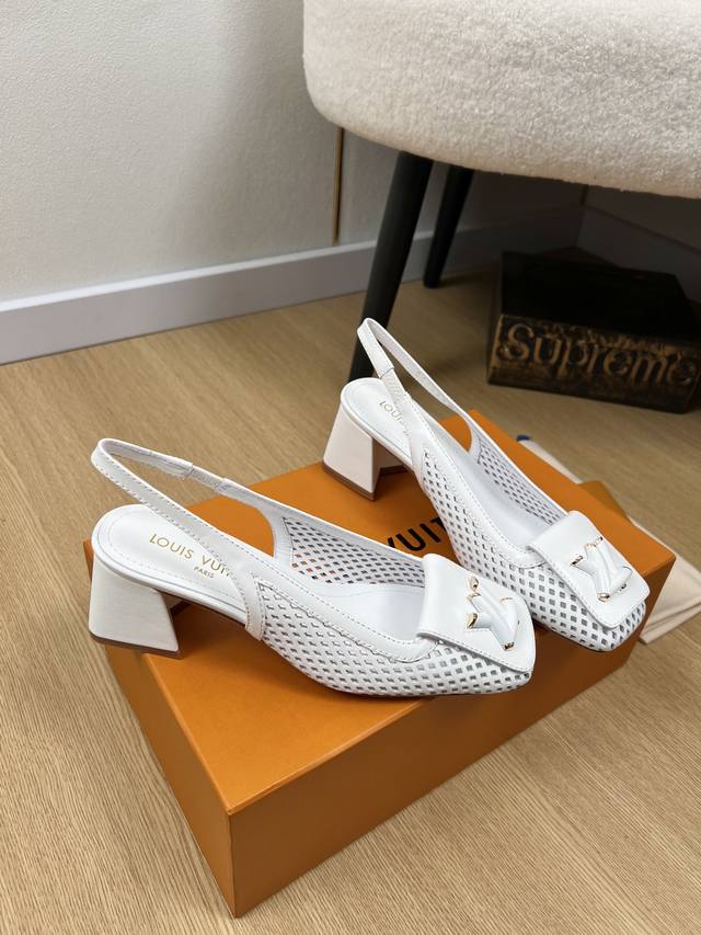 louis Vuitton 2025 The Latest Hot-Selling Perforated Square Toe Thick Heel Sl