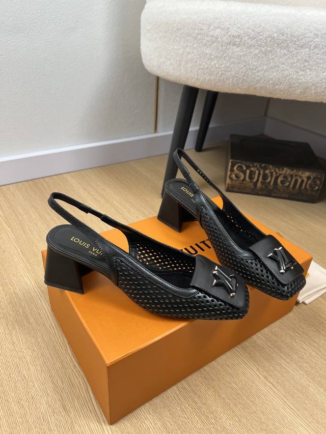 louis Vuitton 2025 The Latest Hot-Selling Perforated Square Toe Thick Heel Sl