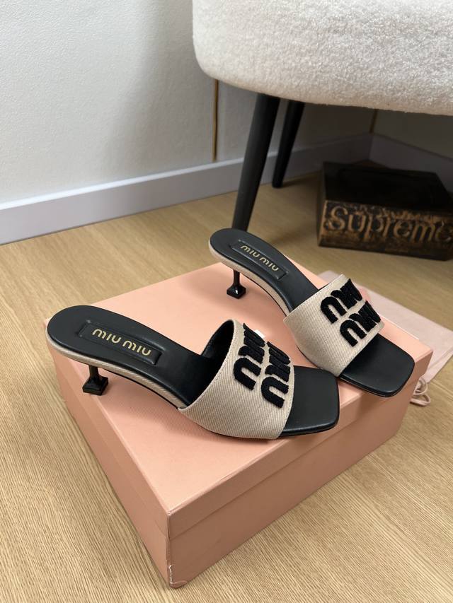 miumiu Miu Miu 2025 Miu's 2025 Spring And Summer New Products Counter Latest