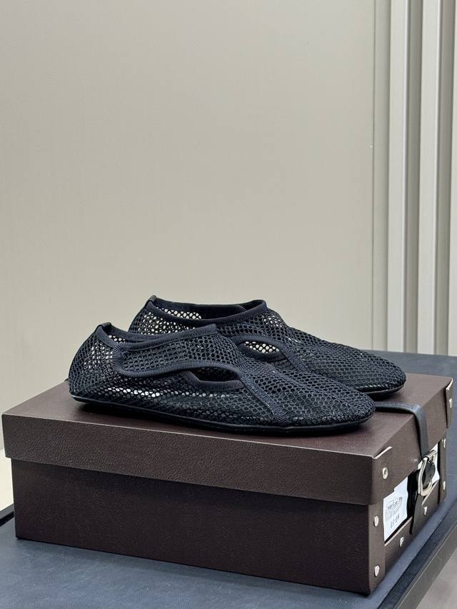 alaia The Slippers I Liked At First Sight Are So Comfortable The New Fishnet