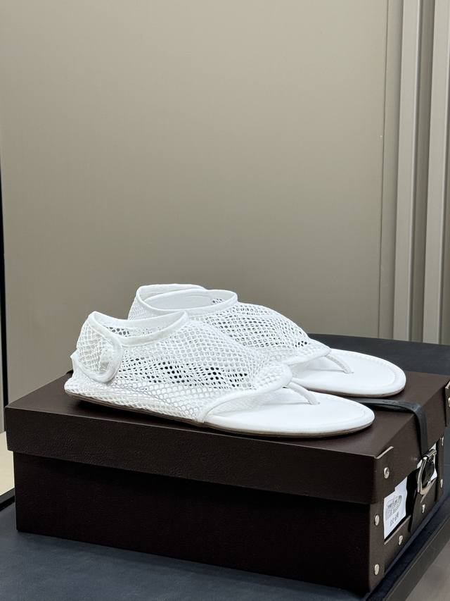 alaia The Slippers I Liked At First Sight Are So Comfortable The New Fishnet