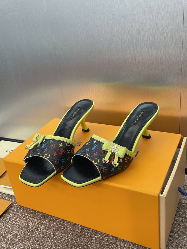 louis Vuitton 2025 Spring And Summer New Cat Heel Butterfly Frozen Color Wome
