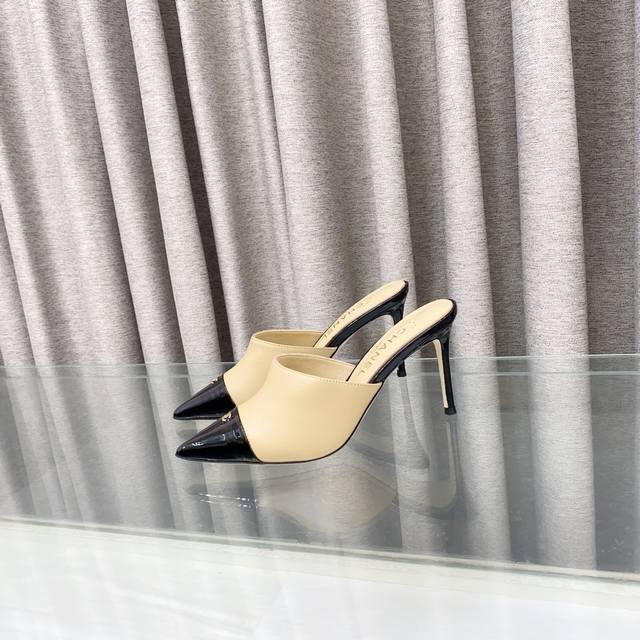 25C New Summer Chanel Colorblocked Half-Slippers A Versatile Style That Makes