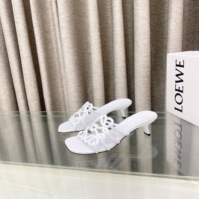 2025 The Latest Loewe Ss Summer Limited Hollow Slippers Are So Beautiful On T