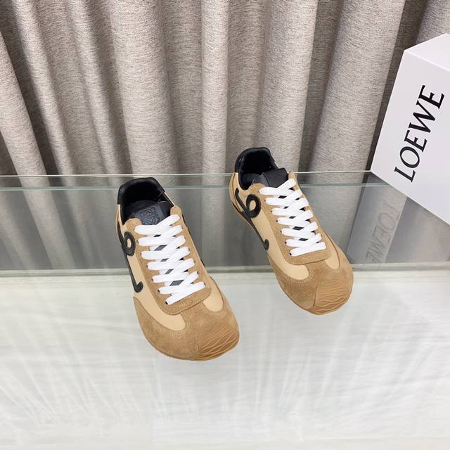 With Buttons 10 Loew 25Ss New Paris Fashion Balletrunne Ballet Sneakers Forrest