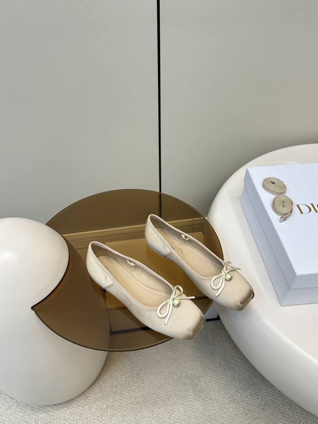 Top Original With Airplane Box Dior New Ballet Shoes Cd Pearl Buckle Flat Shoes