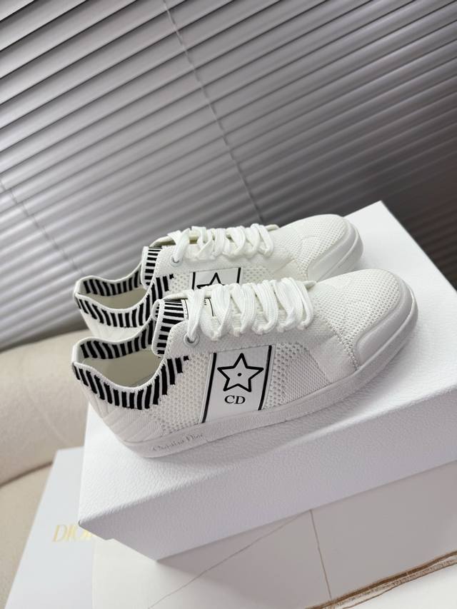 dior New Spring And Summer White Shoes The White Shoes You Fall In Love With