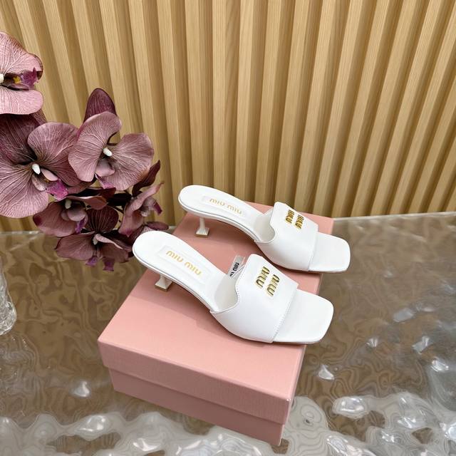 miu Miu New Bow Girl Slippers Series Is Newly Launchedmiumiu The Latest Model