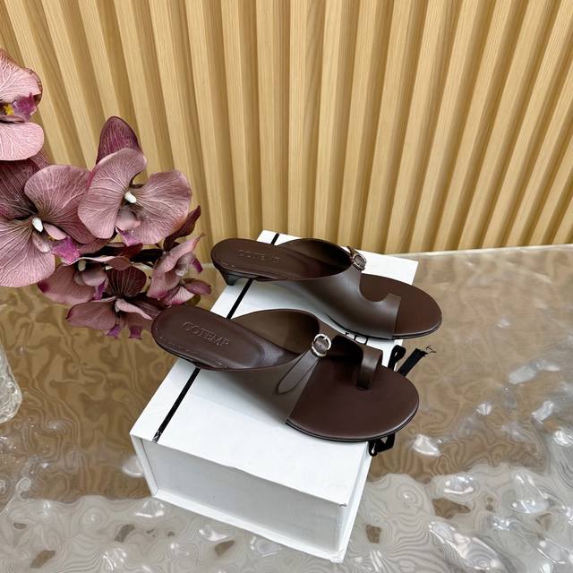 cotem*25Ss Spring And Summer New British Style Sandal Series Continuing The T