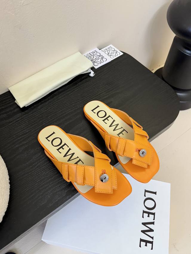 Flat Bottom Mid Heel Loew* 25Ss Thong Leather Slippers Effortlessly Stylish Slip