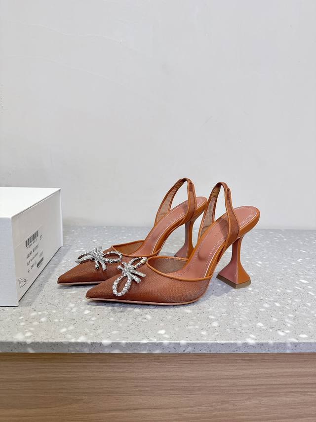 amina Muaddi Amina 25Ss Spring And Summer New Lace Rhinestone Pointed High He